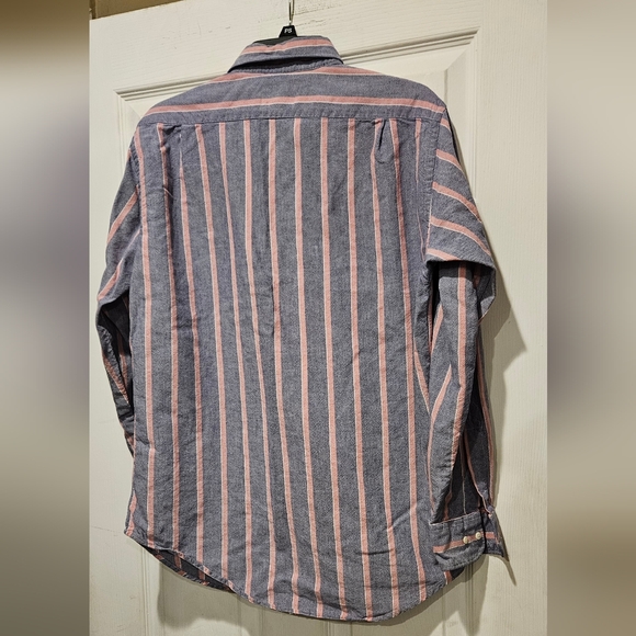 VINTAGE MEMBERS ONLY BUTTON UP SHIRT - Picture 2 of 3